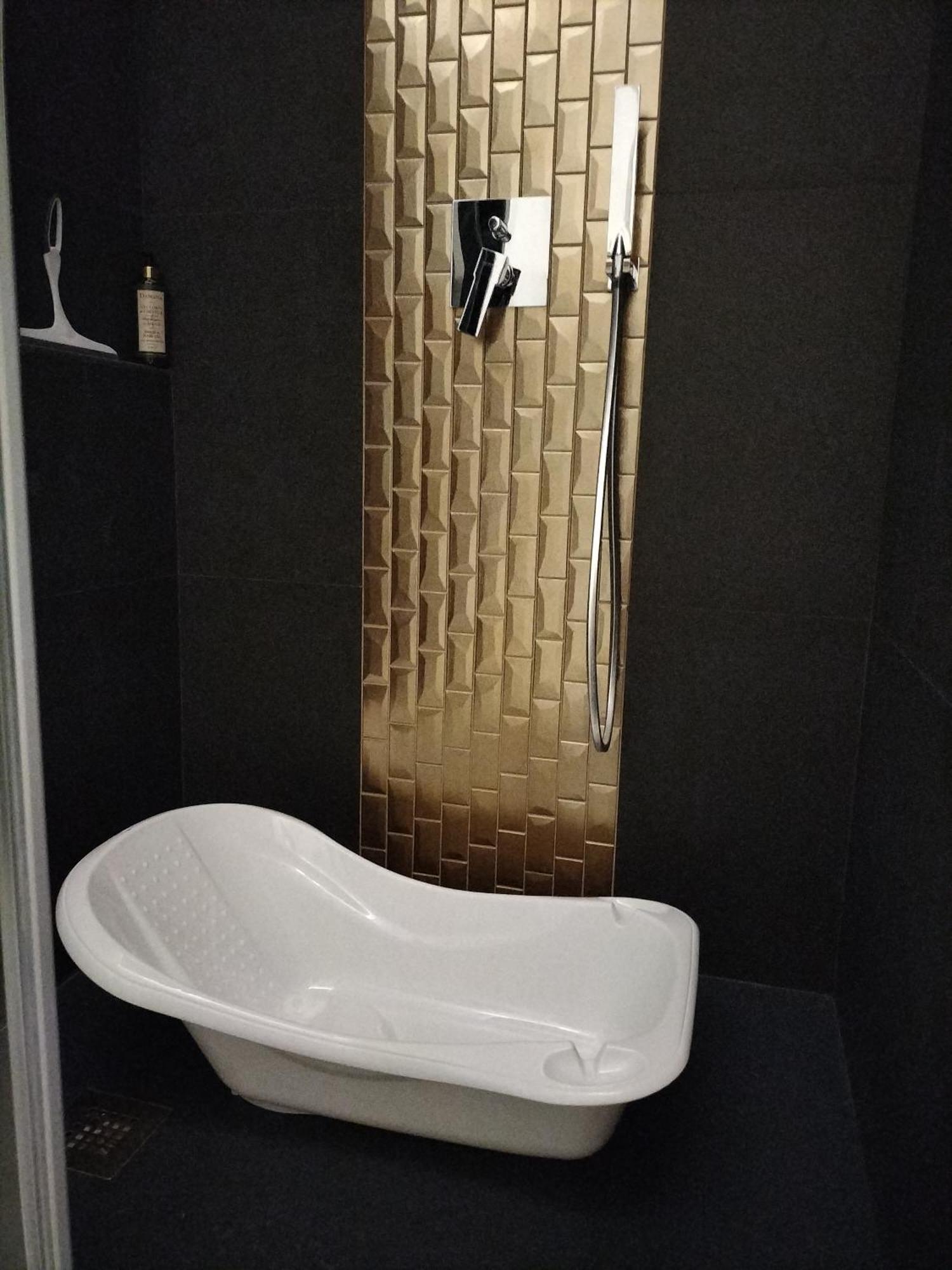 モノーポリ Casa Tra Borgo E Mareヴィラ エクステリア 写真