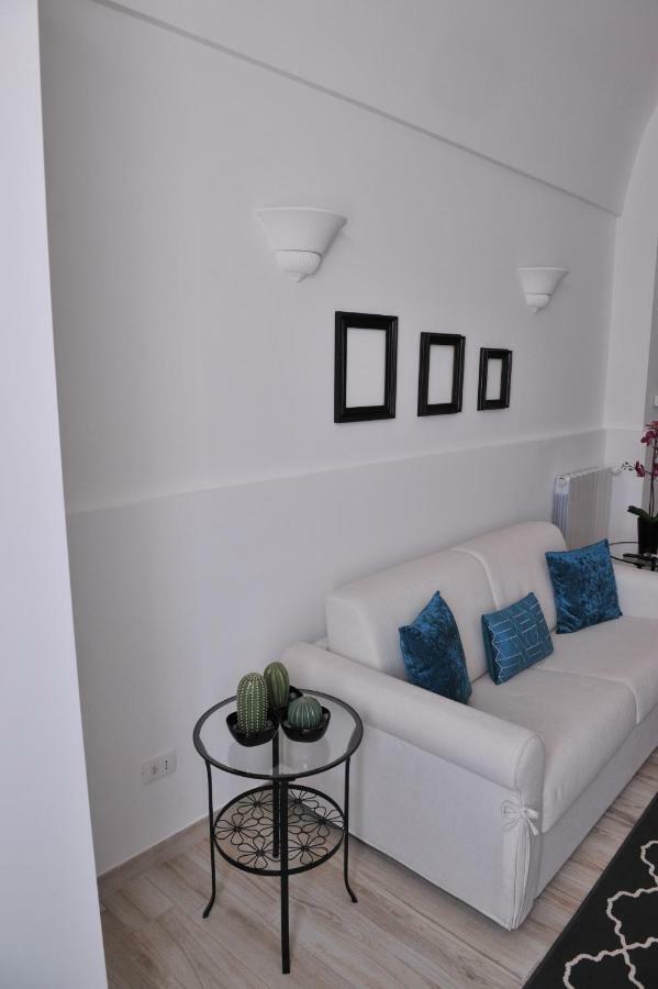 モノーポリ Casa Tra Borgo E Mareヴィラ エクステリア 写真