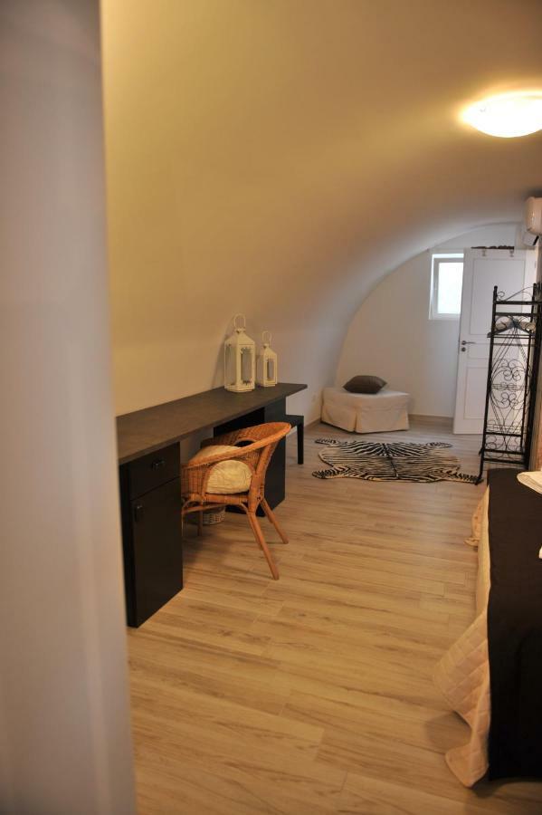 モノーポリ Casa Tra Borgo E Mareヴィラ エクステリア 写真